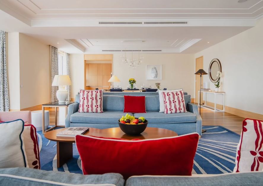 Montenegro legjobb szálláshelyei – tengerparti hotel kilátással